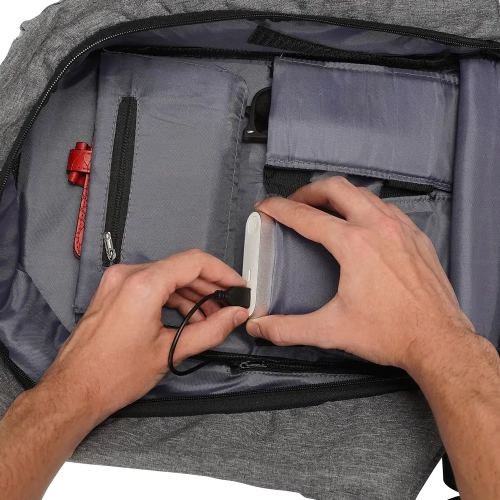 Mochila-Anti-Furto-USB-9418d5-1622832459.webp
